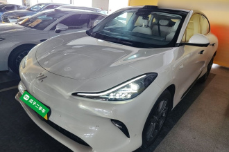 智己汽车 智己LS6 2025款 长续航灵蜥智享版