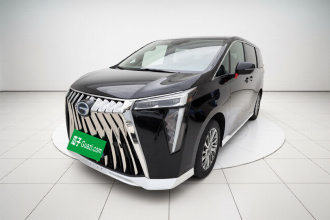 广汽传祺 传祺M8 2023款 宗师系列 双擎 御尊版