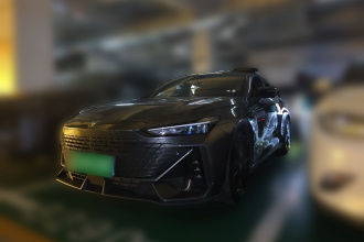 长安UNI-V 2022款 1.5T 尊贵型