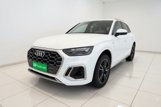 奥迪Q5L 2024款 40 TFSI 时尚动感型