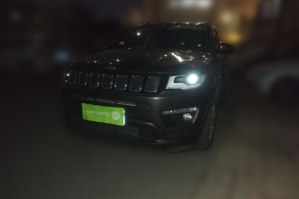 Jeep 指南者 2017款 200T 自动家享版