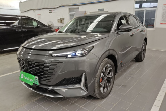 长安UNI-K 智电iDD 2022款 蓝鲸iDD 130km 1.5T 卓越型