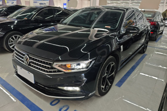 大众 迈腾 2023款 200万辆纪念版 330TSI DSG领先型