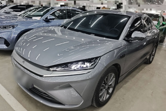 比亚迪 秦L 2025款 EV 545KM超越型