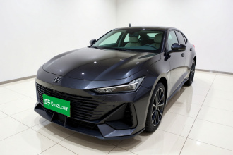 长安UNI-V 2022款 1.5T 尊贵型