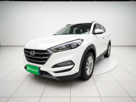 现代 途胜 2015款 1.6T 双离合两驱智能型