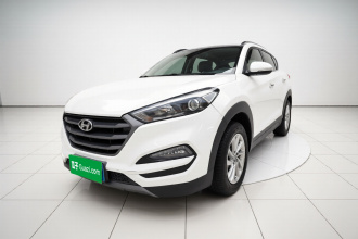 现代 途胜 2015款 1.6T 双离合两驱智能型