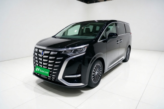 腾势D9 2022款 DM-i 970 四驱旗舰型
