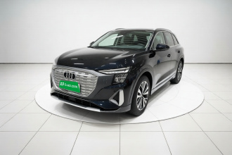 奥迪Q5 e-tron 2023款 40 e-tron 闪耀型 机甲套装