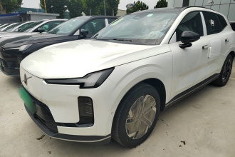 沃尔沃XC70插电式混动 2026款 四驱超长续航Core