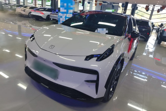 极氪X 2023款 后驱ME版 5座