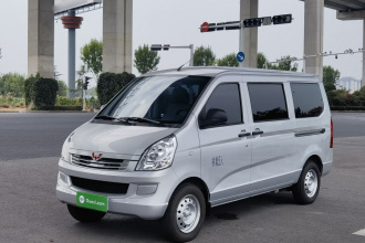 五菱汽车 五菱荣光S 2023款 1.5L 基本型 5/7座