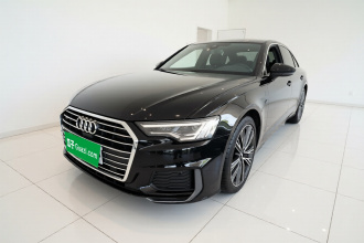 奥迪A6L 2022款 45 TFSI quattro 臻选动感型