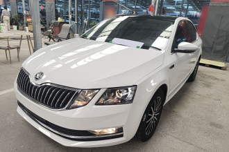 斯柯达 明锐 2019款 1.5L 自动豪华版