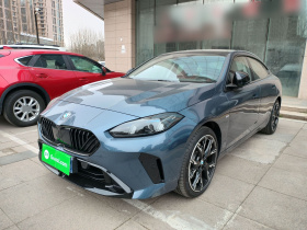 宝马2系 2025款 225L M运动曜夜套装