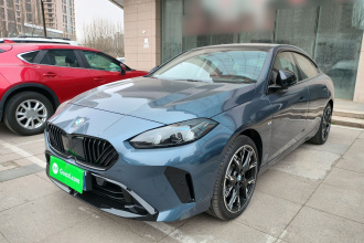 宝马2系 2025款 225L M运动曜夜套装