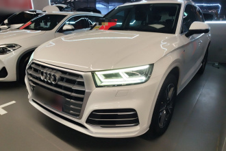 奥迪Q5L 2018款 45 TFSI 尊享时尚型 国VI