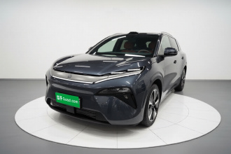 比亚迪 唐L 2025款 EV 600KM四驱激光雷达旗舰型