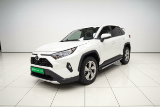 丰田 RAV4荣放 2020款 2.0L CVT两驱风尚PLUS版