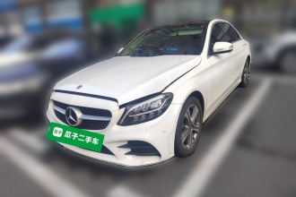 奔驰C级 2019款 改款 C 260 L 运动版