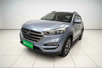 现代 途胜 2015款 1.6T 双离合四驱旗舰型