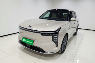 智己汽车 智己LS8 2026款 66 Ultra 科技旗舰大五座