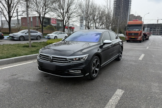 大众 迈腾 2023款 200万辆纪念版 330TSI DSG领先型