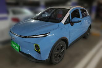 吉利几何E萤火虫 2023款 320KM 乖帅虎 5座