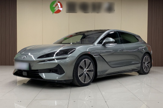 腾势Z9GT 2024款 1100四驱Max版