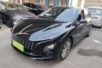 红旗E-QM5 2022款 431km 充电乐享版