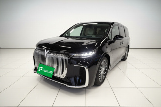 岚图汽车 岚图梦想家 2025款 PHEV 四驱旗舰鲲鹏版