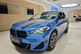 宝马X2 2021款 改款 sDrive25i 曜夜版