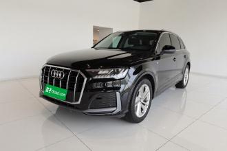 奥迪Q7 2022款 45 TFSI quattro S line运动型