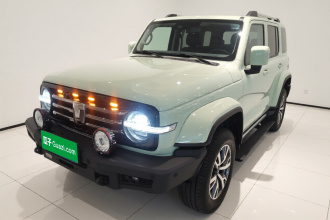 坦克300 2021款 城市版 2.0T 很有型