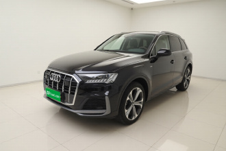 奥迪Q7 2021款 55 TFSI quattro S line尊贵型