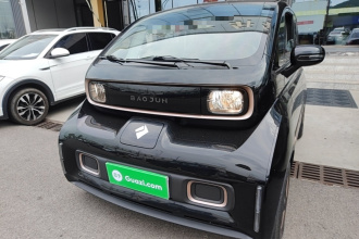宝骏KiWi EV 2022款 设计师轻享版 三元锂