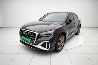 奥迪Q2L 2022款 35 TFSI 时尚动感型