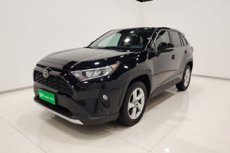 丰田 RAV4荣放 2022款 2.0L CVT两驱风尚Plus版