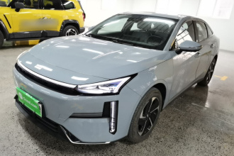 吉利银河 银河L6 2025款 EM-i 140km 星舰版