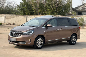 别克GL8 2020款 陆上公务舱 652T 尊贵型