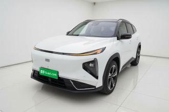 吉利银河 银河L7 2025款 EM-i 115km 探索+版