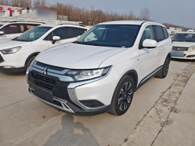 三菱 欧蓝德 2020款 2.0L 两驱畅行版 5座