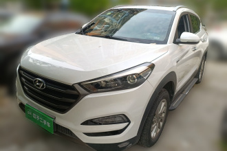 现代 途胜 2015款 1.6T 双离合两驱智能型