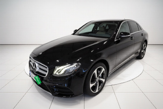 奔驰E级 2017款 E 300 L 运动豪华型