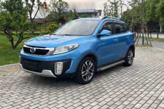北汽昌河Q35 2016款 1.5L 自动炫酷版