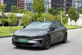 极氪007GT 2025款 长续航四驱智驾版 100kWh