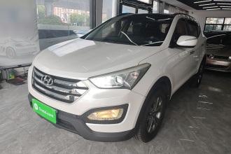 现代 胜达 2015款 2.0T 自动两驱智能型 5座