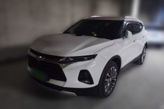 雪佛兰 开拓者 2022款 轻混 650T 7座 威版