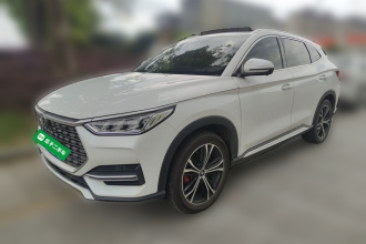 比亚迪 宋PLUS 2020款 1.5T 自动旗舰型