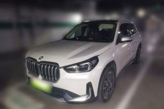 宝马iX1 2023款 xDrive30L X设计套装
